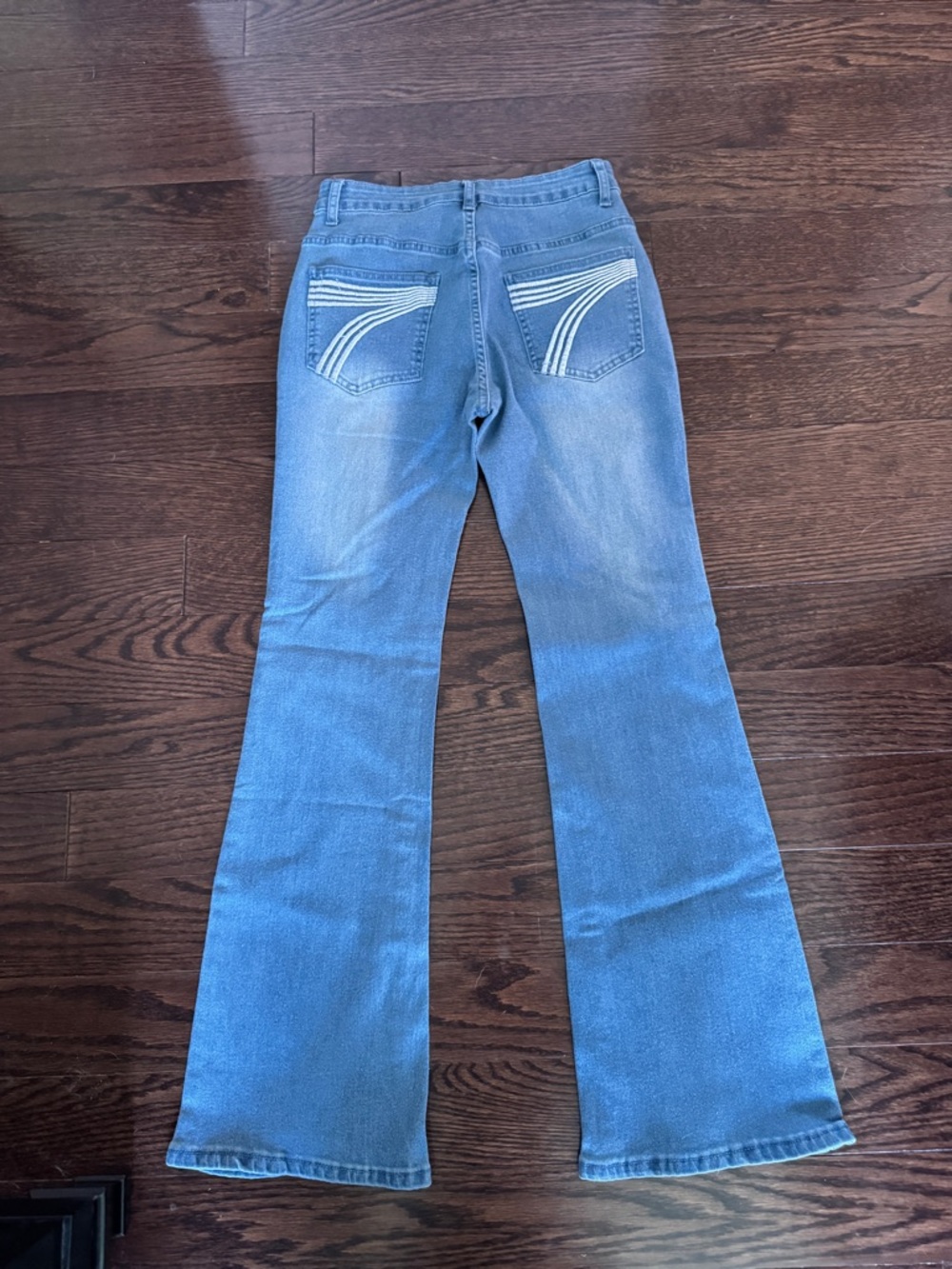 Women’s Blue Flared Jeans with Back Pocket Stitching